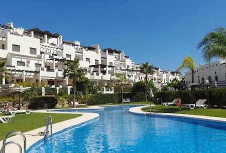 Apartment W Esteponie Z Niesamowitymi Widokami Na Gibraltar I Gore La Concha *