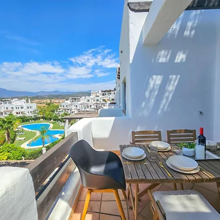 W Esteponie Z Niesamowitymi Widokami Na Gibraltar I Gore La Concha Apartment